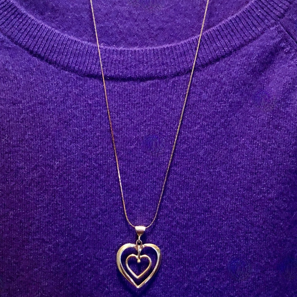 💕 SALE 28" (14" hang) gold plated serpent necklace double heart dangle pendant